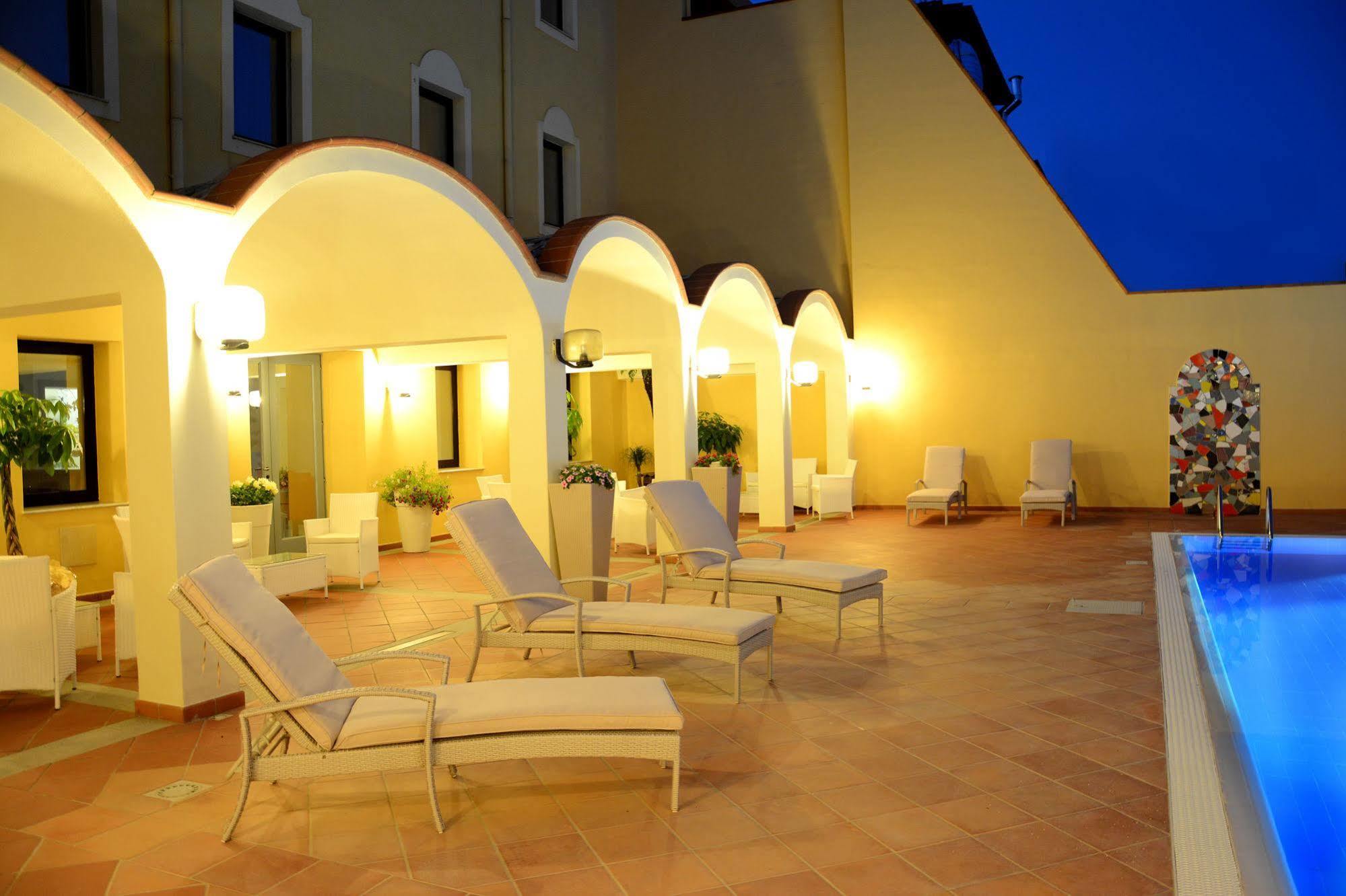 Hotel Orri Tortoli Luaran gambar