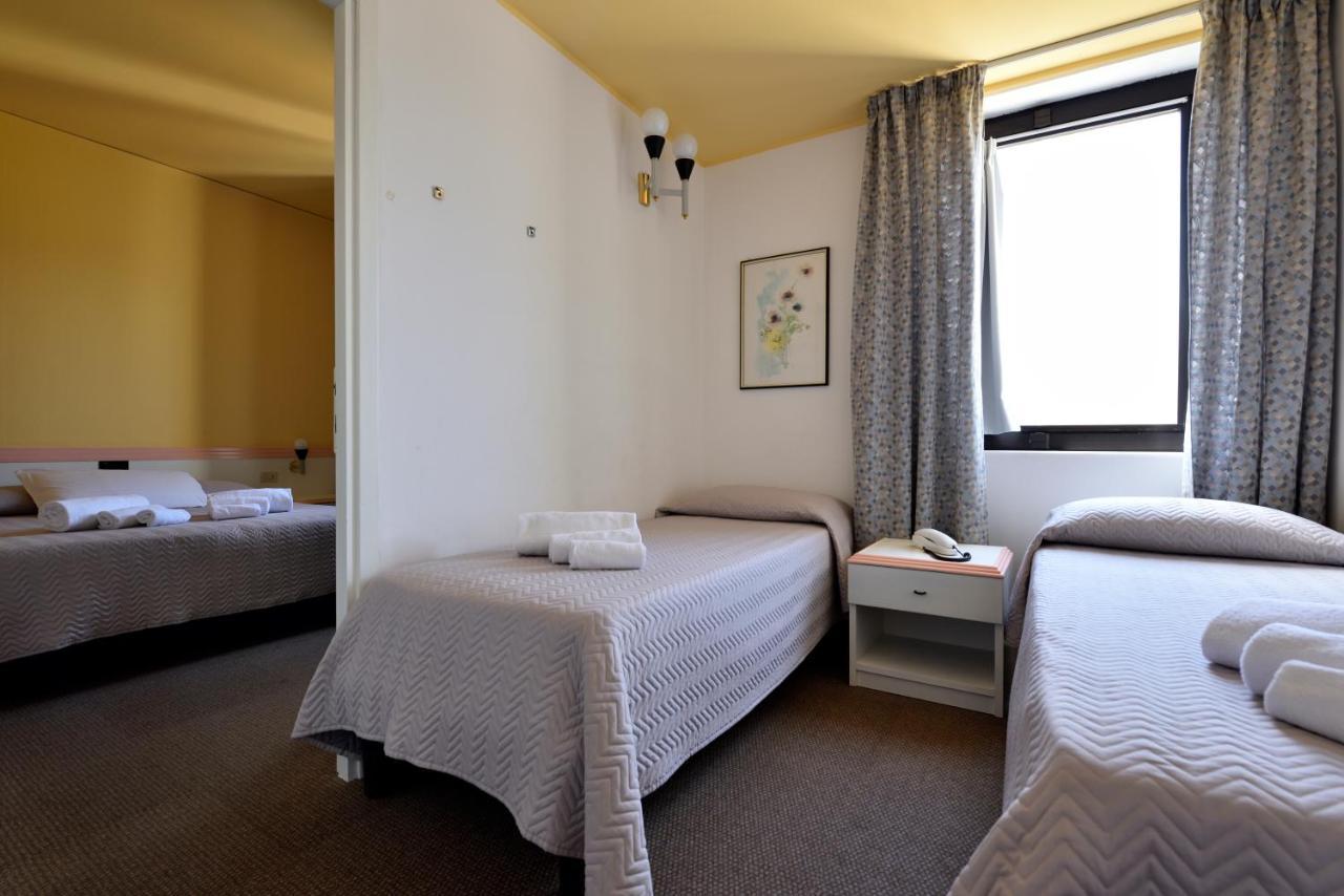 Hotel Orri Tortoli Luaran gambar