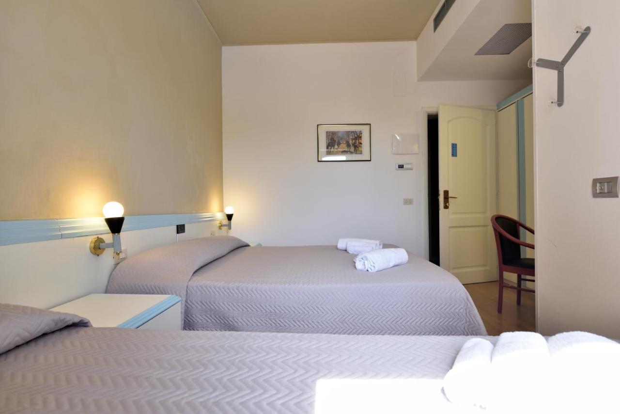 Hotel Orri Tortoli Luaran gambar