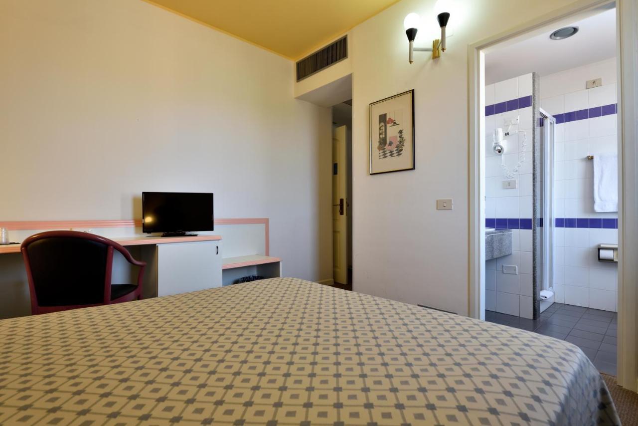 Hotel Orri Tortoli Luaran gambar